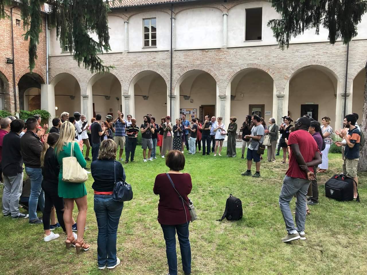 LUOGHI in Comune – una visita teatrale itinerante di Alessandria, contro il razzismo